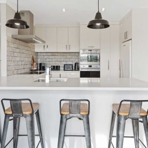 Kitchen wide angle with stools